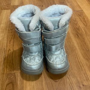Childrens Place toddler girls winter boots silver size 7